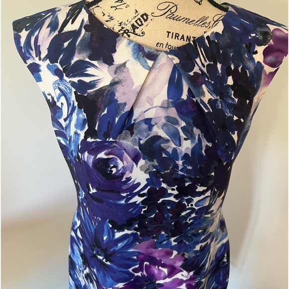 Floral Dress - Picture 4 of 5